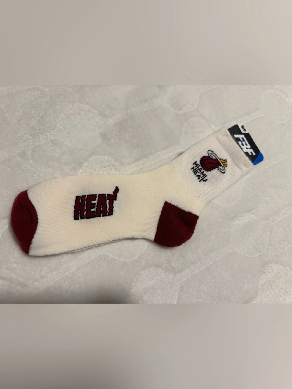 For Bare Feet Miami Heat NBA Mid-Calf white Maroon Crew Socks